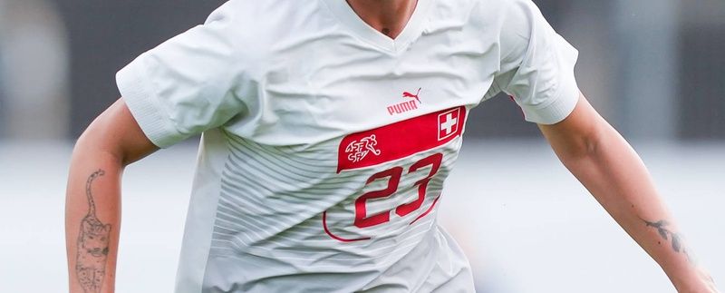 FB_CHE_womens_ball_teaser_t3.jpg