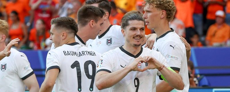 FB_INT_Oesterreich_jubel_team1_teaser_t3.jpg